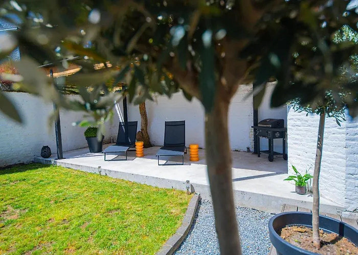 Garden Guillemins Station Apartamento